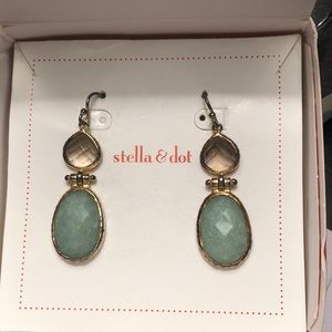 Earrings stella & dot